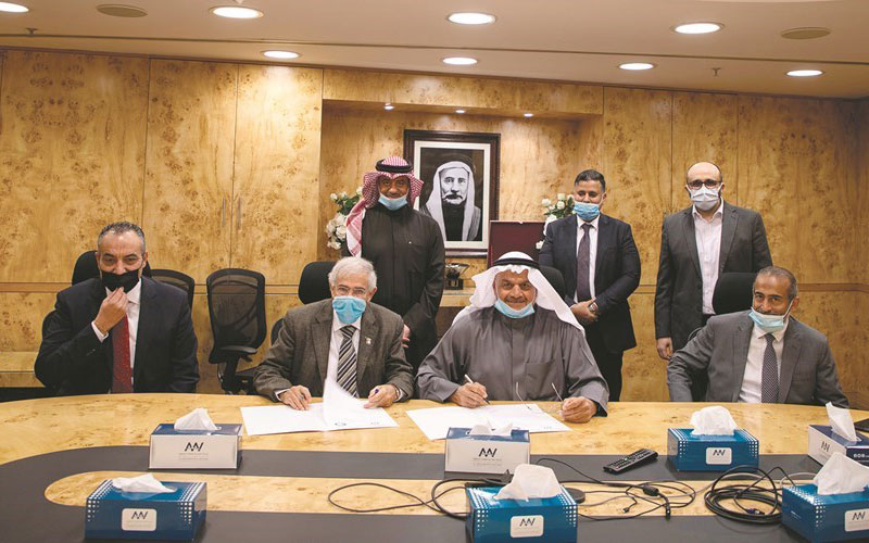 Ali Abdulwahab Al-Mutawa Commercial Company, Represented by Faisal Al-Mutawa, Donates Medications for Breast Cancer Patients to Kuwait Red Crescent