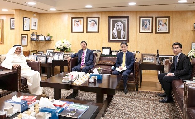 Mr. Faisal Al-Mutawa, Chairman & CEO of Ali Abdulwahab Al Mutawa Commercial Company, Receives the Ambassador of Vietnam