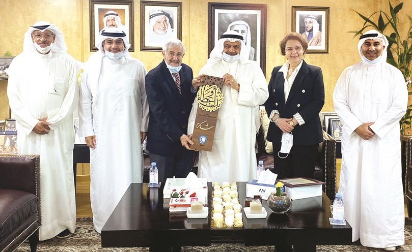 Mr. Faisal Al-Mutawa, Chairman & CEO of Ali Abdulwahab Al Mutawa Commercial Co. is Recognized by Red Crescent for his efforts in supporting the Kuwaiti Society and Human Causes During COVID-19