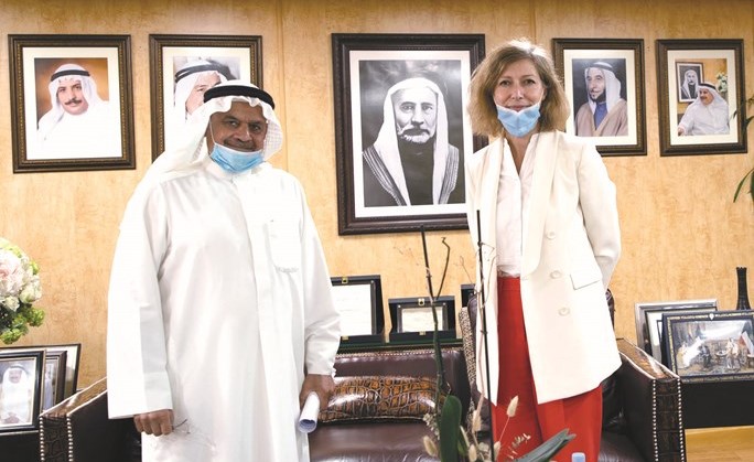 Mr. Faisal Al-Mutawa, Chairman & CEO of Ali Abdulwahab Al Mutawa Commercial Co. Receives New Ambassador of France in