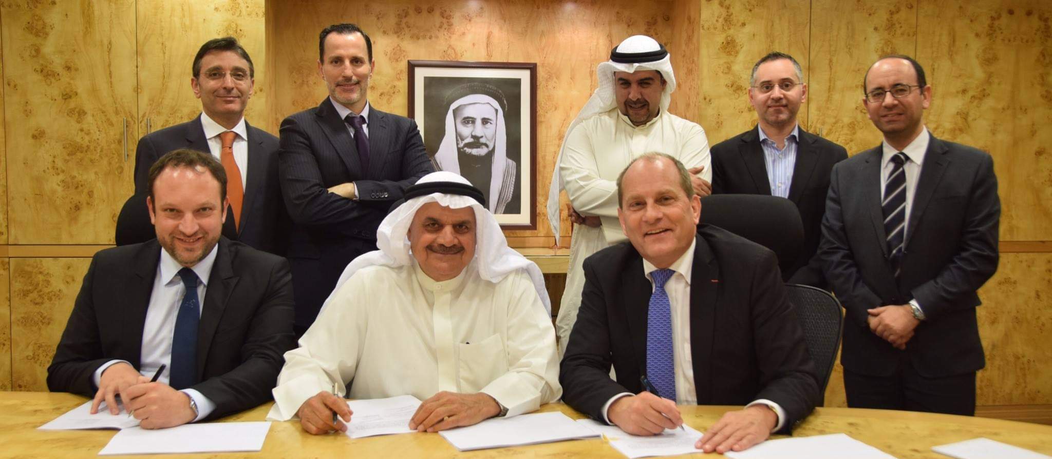 Faisal Al-Mutawa, Chairman & CEO of Ali Abdulwahab Al-Mutawa Commercial Co., receives delegates of Gustave Roussy Int’l Hospital to sign final agreement to open a new branch in Kuwait