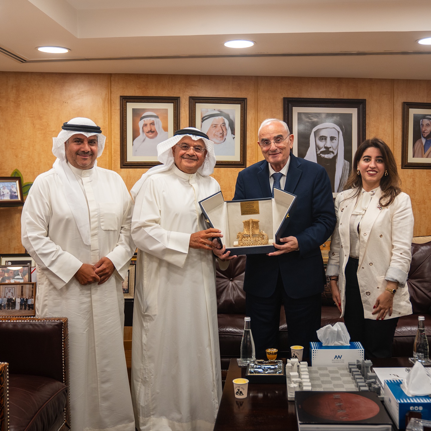 المطوع ومنسّى بحثا التعاون الصحي مع – الدفاع اللبنانية